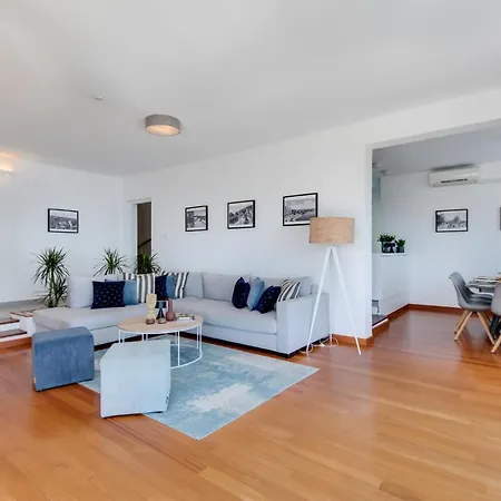 别墅 Premium Villa, Heatable Infinity Pool, Jacuzzi And Seaview, And Just 10min By Foot *